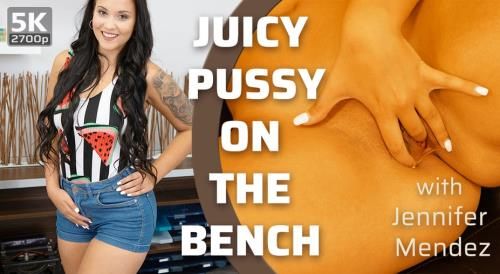 TmwVRnet: Jennifer Mendez - Juicy Pussy on the Bench